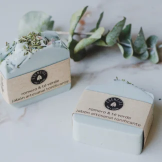 Jabón artesanal de Romero y té verde